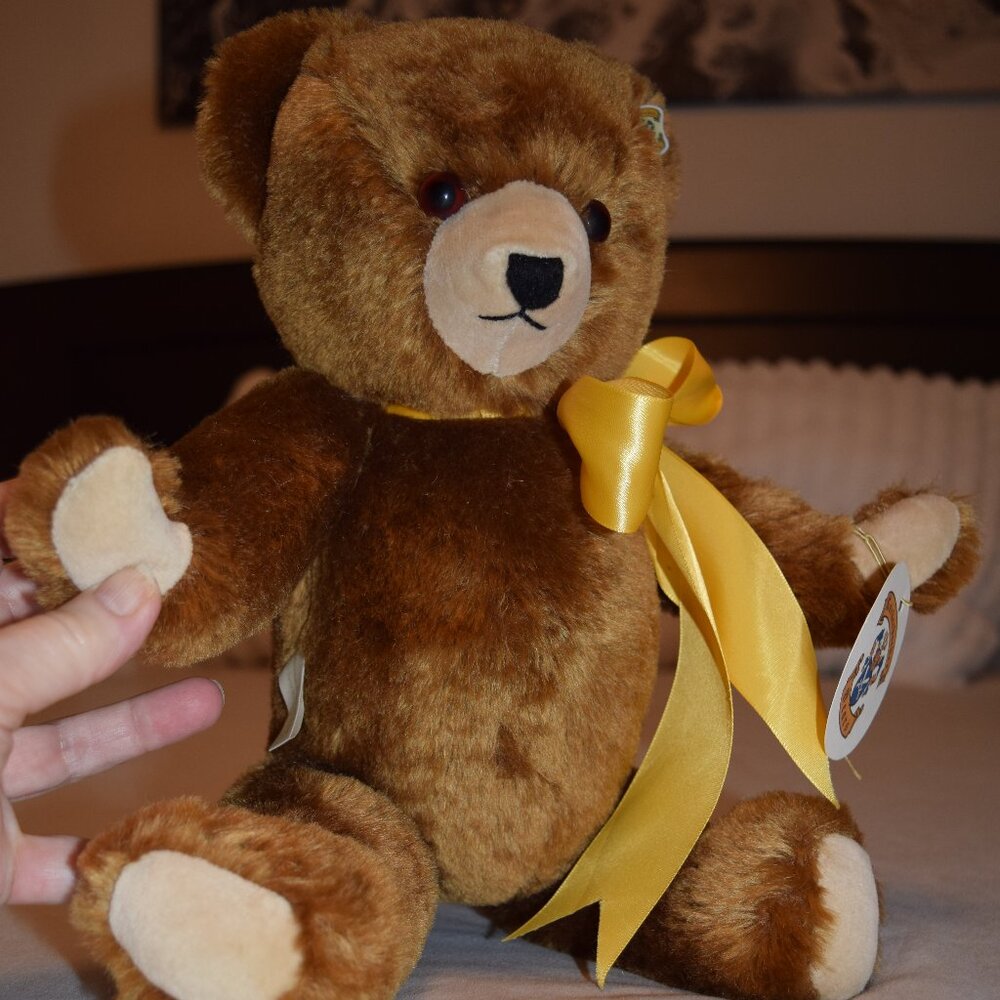Knickerbocker 16" Jointed Mohair Bear~Vintage with Tag & Ear Button~Like New